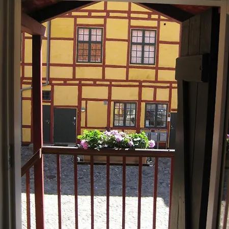 Bed & Breakfast Købmandsgården Kerteminde