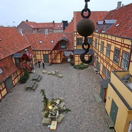 Bed & Breakfast Købmandsgården Kerteminde *